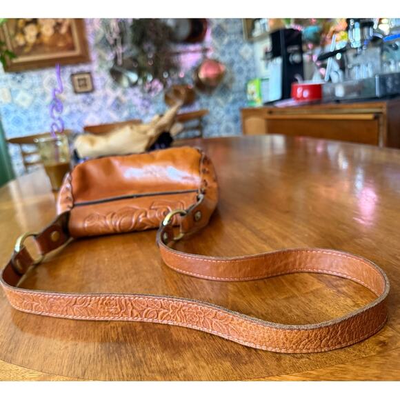 Patricia Nash Micaela Baguette Bag Brown Cognac Flap Shoulder Tooled Leather - Picture 12 of 12